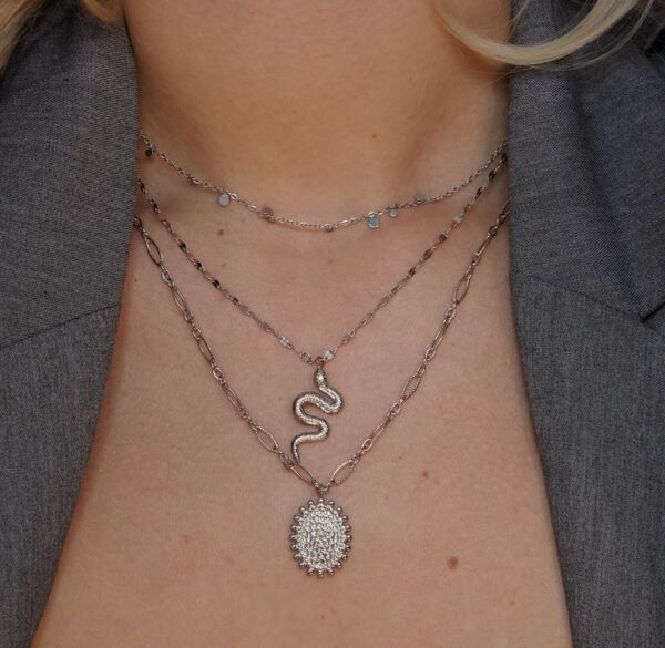 Wervelende slangen ketting