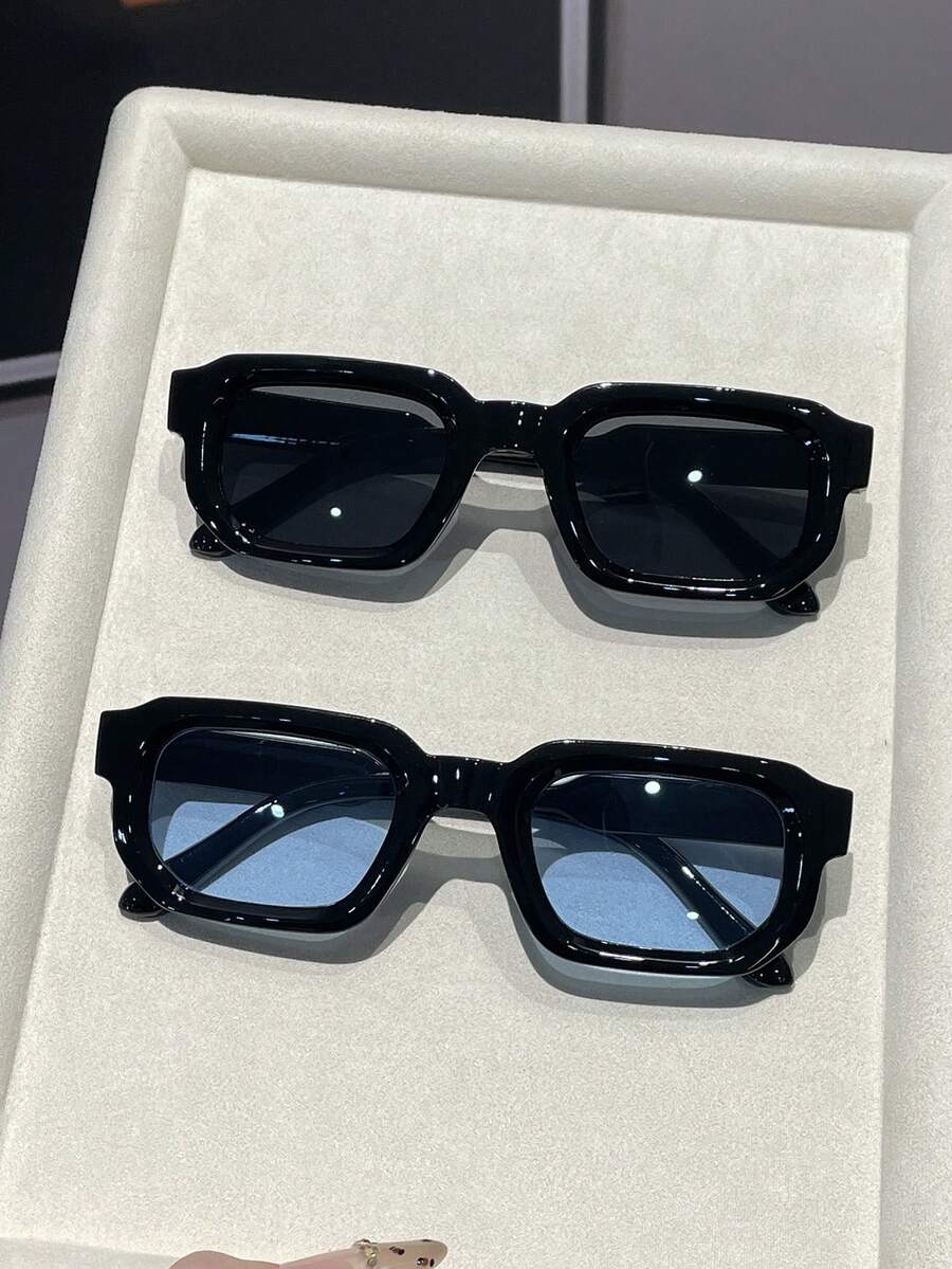 Retro vierkante zonnebril zwart frame grijze lens